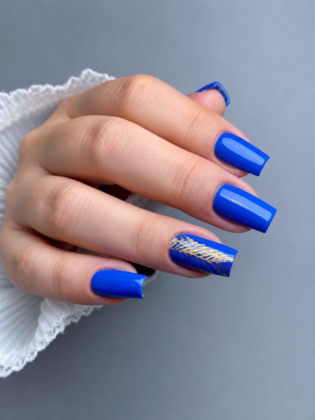 Manicure russa